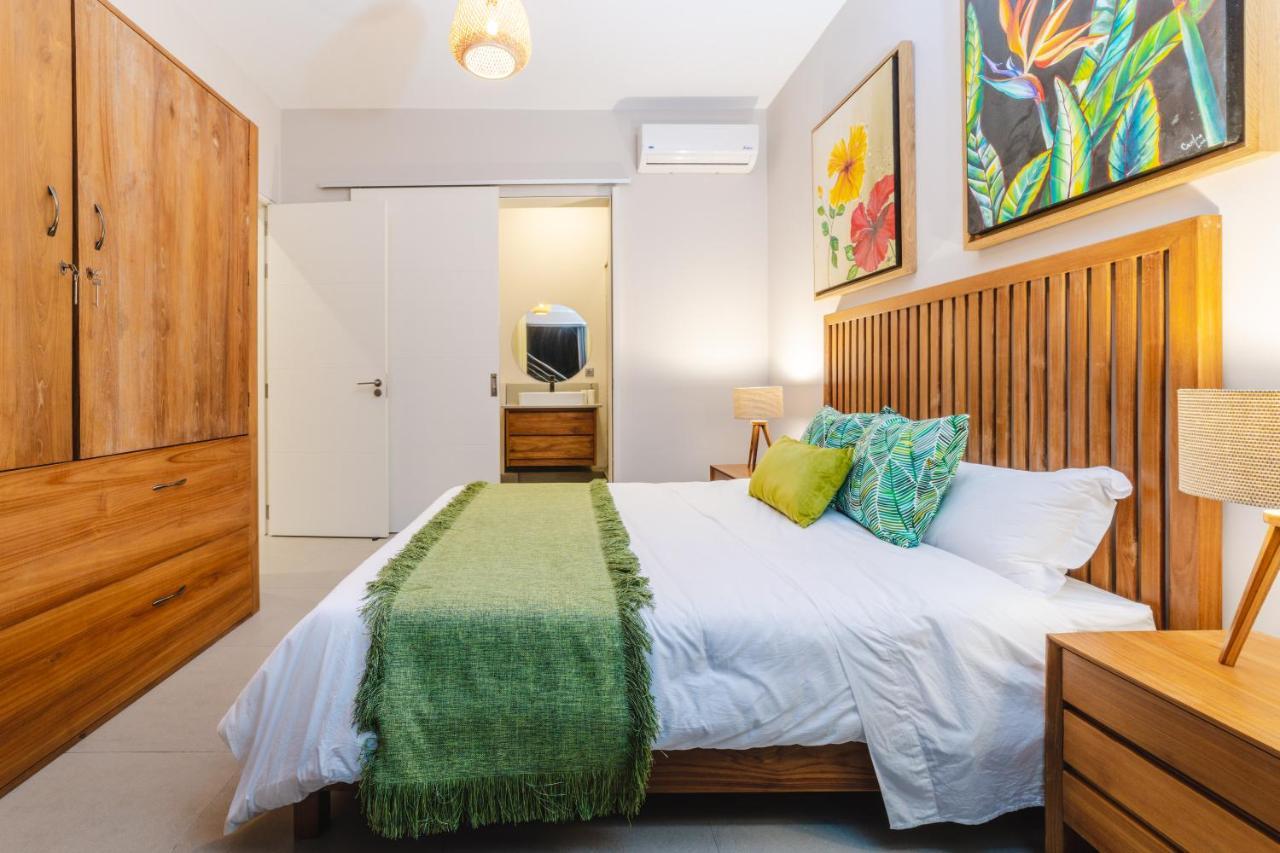 One Bay Residence Unit 15 - Penthouse With Private Roof Top, Jacuzzi And Sea View 格兰贝伊 外观 照片