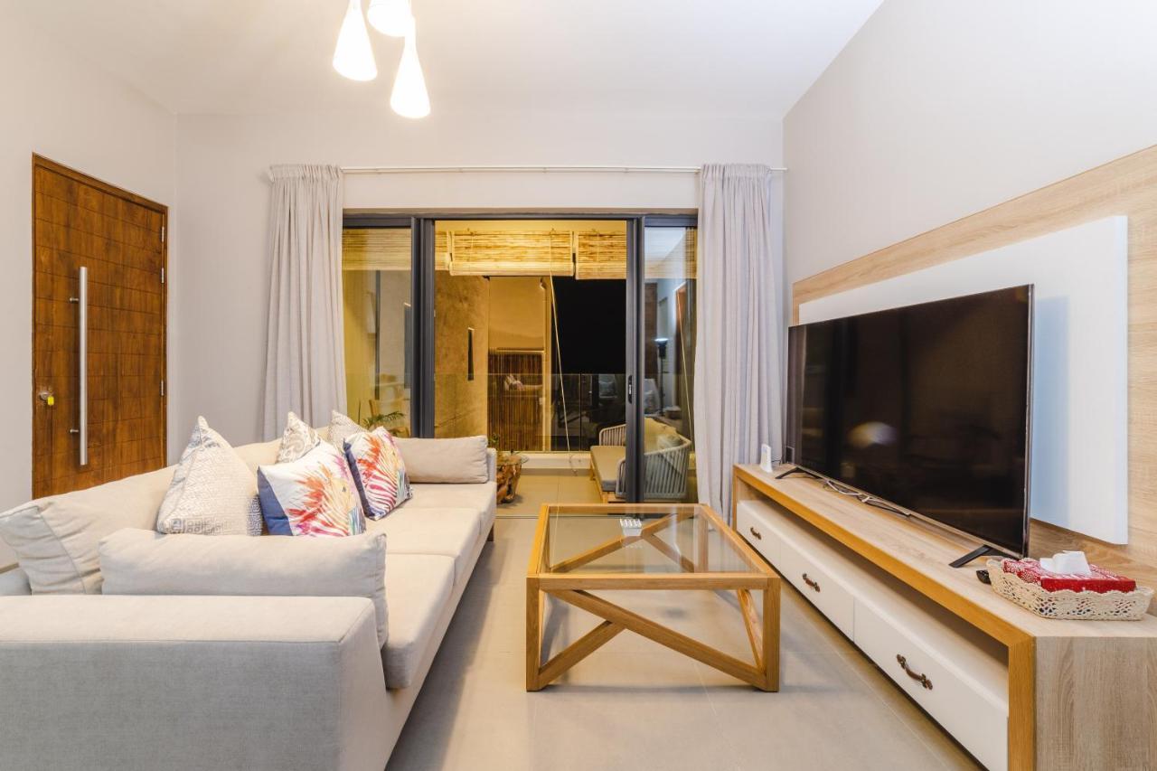 One Bay Residence Unit 15 - Penthouse With Private Roof Top, Jacuzzi And Sea View 格兰贝伊 外观 照片